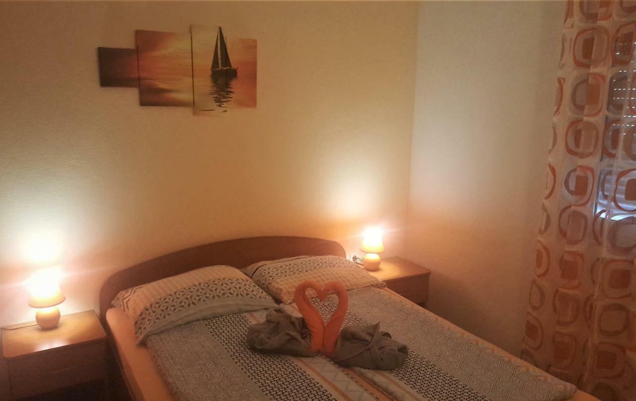Apartments Jannine Biograd Na Moru Dış mekan fotoğraf